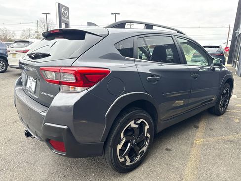 Used 2022 Subaru Crosstrek 2.5i Limited w/ Moonroof Package 2 image 6