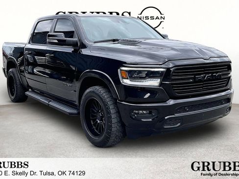 Used 2021 RAM 1500 Laramie AWD/4WD image 1