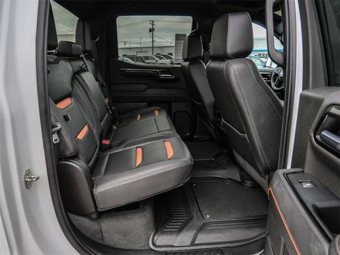 Used 2023 GMC Sierra 1500 AT4 image 22