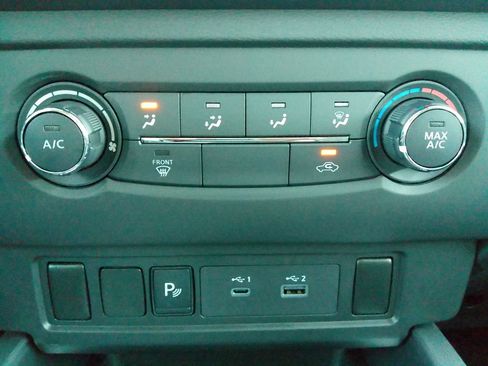 New 2026 Nissan Frontier SV w/ Tow Package image 31