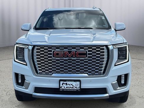 Used 2021 GMC Yukon XL Denali AWD/4WD image 8