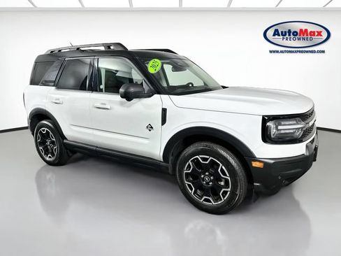 Used 2025 Ford Bronco Sport Outer Banks w/ Outer Banks Tech Package+ AWD/4WD image 1