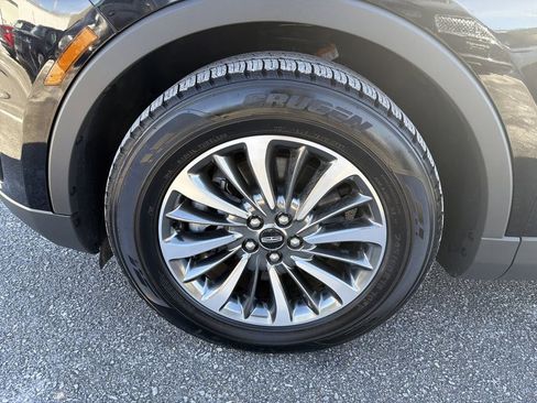 Used 2019 Lincoln Nautilus Select w/ Cargo Utility Package image 30