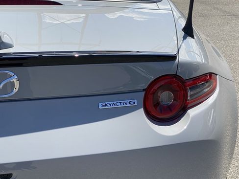 New 2026 MAZDA MX-5 Miata Club w/ Interior Package RWD image 18