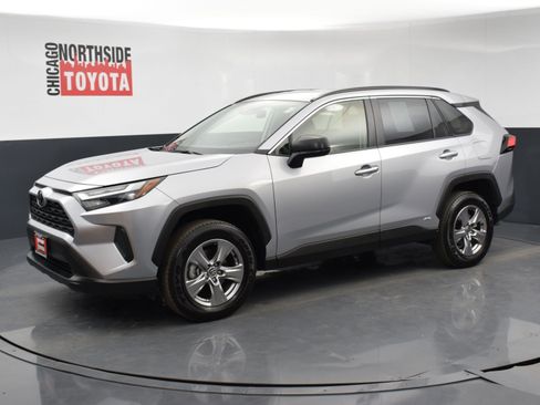 Used 2025 Toyota RAV4 LE image 8