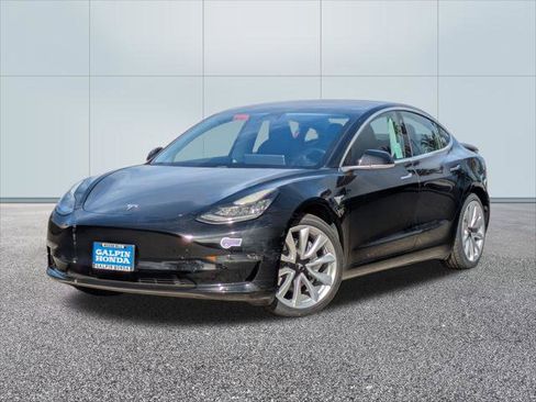 Used 2018 Tesla Model 3 Long Range image 1