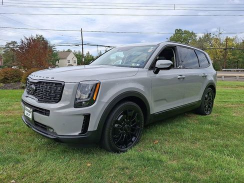 Certified 2021 Kia Telluride SX w/ SX Prestige Package image 3
