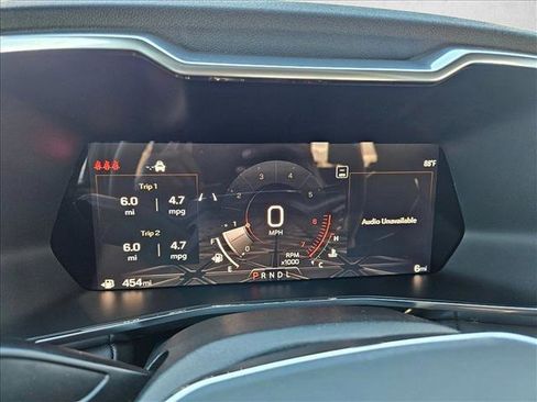 New 2026 GMC Canyon Elevation w/ Technology Package image 11