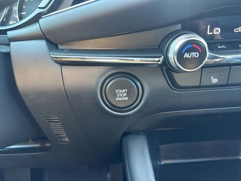 Used 2025 MAZDA MAZDA3 s image 22