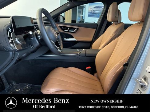 Used 2026 Mercedes-Benz E 350 4MATIC Sedan image 10
