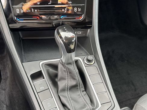 Certified 2025 Volkswagen Jetta S image 24