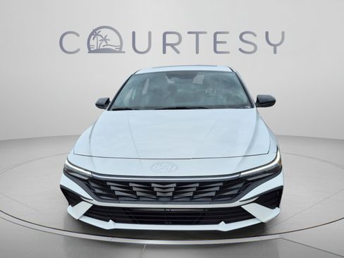 New 2026 Hyundai Elantra SEL Sport FWD image 8