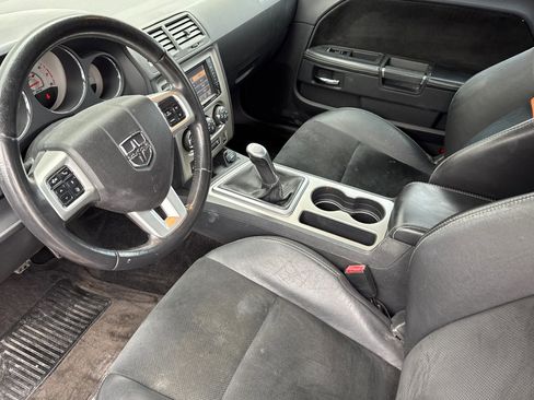 Used 2011 Dodge Challenger SRT8 w/ SRT Option Group II RWD image 10