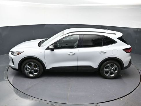 Used 2025 Ford Escape ST-Line FWD image 29
