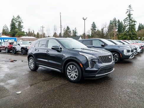 Used 2024 Cadillac XT4 Premium Luxury image 25