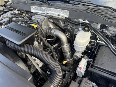 Used 2018 Chevrolet Silverado 2500 LTZ w/ Duramax Plus Package AWD/4WD image 38