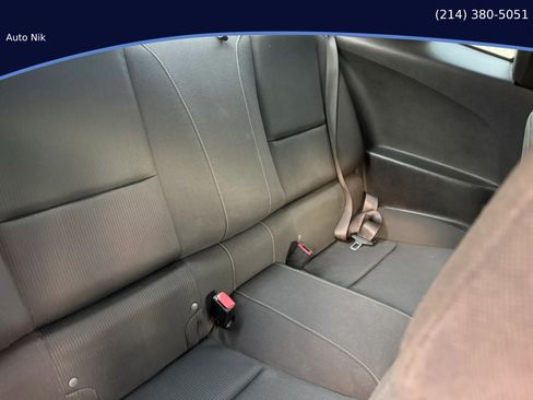 Used 2010 Chevrolet Camaro LT image 16