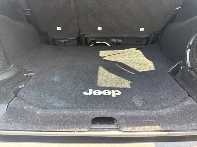 Used 2012 Jeep Wrangler Unlimited Sport AWD/4WD image 10
