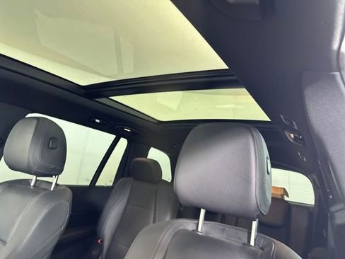 Used 2022 Mercedes-Benz GLS 450 4MATIC image 31