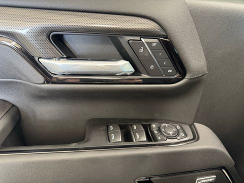 New 2026 GMC Sierra 2500 AT4 image 17