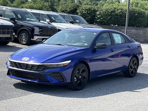 Certified 2026 Hyundai Elantra Sport FWD image 28