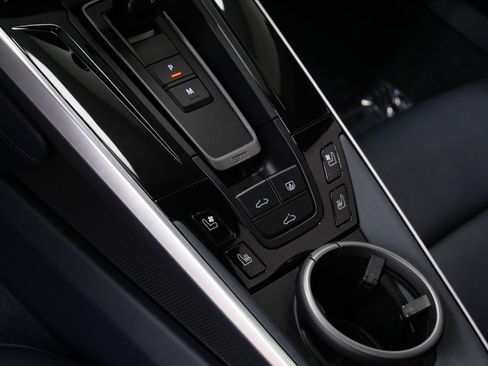 Used 2025 Porsche 911 Carrera S image 31