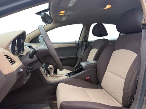 Used 2011 Chevrolet Malibu LS image 10