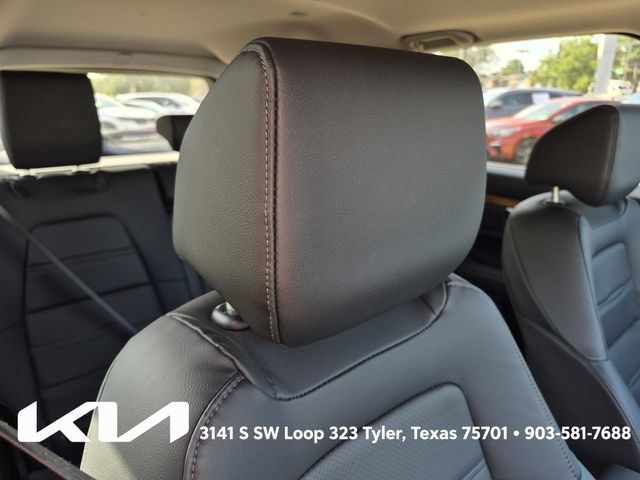 Used 2020 Honda CR-V Touring image 14