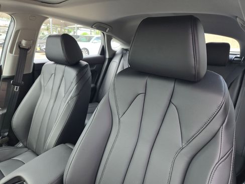 New 2026 Acura Integra FWD image 10