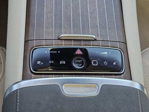 Certified 2023 Mercedes-Benz EQS 580 4MATIC Sedan image 20