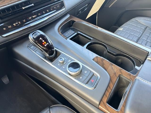 Certified 2023 Cadillac Escalade Premium Luxury Platinum AWD/4WD image 38