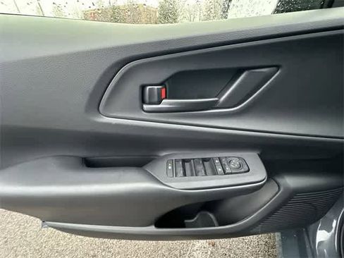 Used 2026 Toyota Prius Plug-In Hybrid image 17