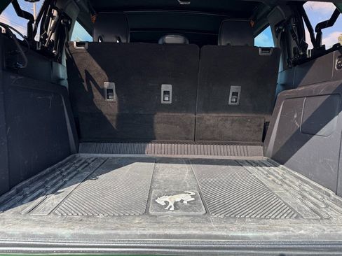 Used 2023 Ford Bronco Badlands image 9