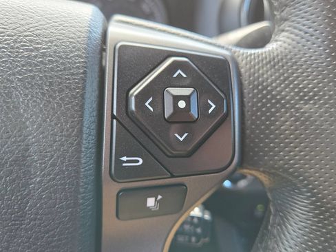 Used 2020 Toyota Tacoma TRD Sport w/ Technology Package AWD/4WD image 20