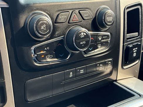 Used 2018 RAM 1500 Lone Star RWD image 39