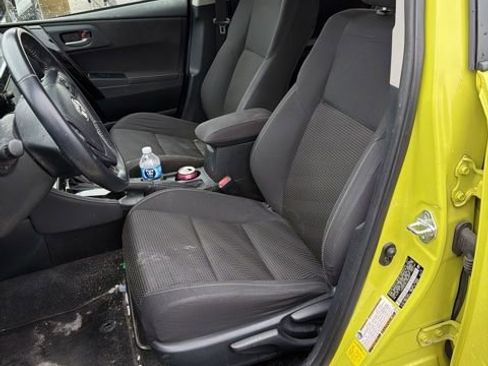 Used 2018 Toyota Corolla iM w/ Carpet Mat Package (TMS) FWD image 5