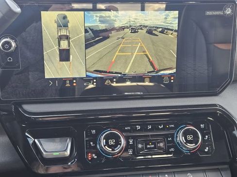 New 2026 GMC Sierra 2500 AT4 w/ AT4 Premium Plus Package image 14