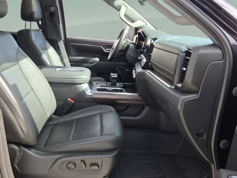 Used 2022 GMC Sierra 1500 SLT w/ SLT Premium Plus Package image 14