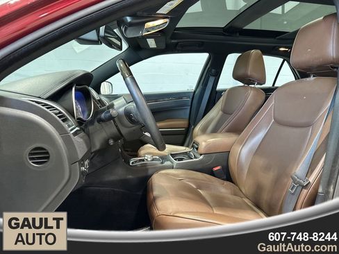 Used 2018 Chrysler 300 Limited w/ Safetytec Plus Group AWD/4WD image 13