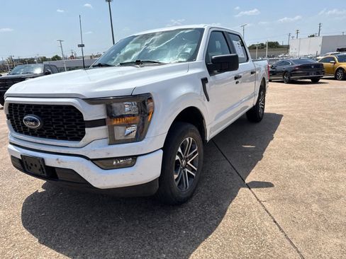 Used 2023 Ford F150 XL w/ STX Appearance Package RWD image 3