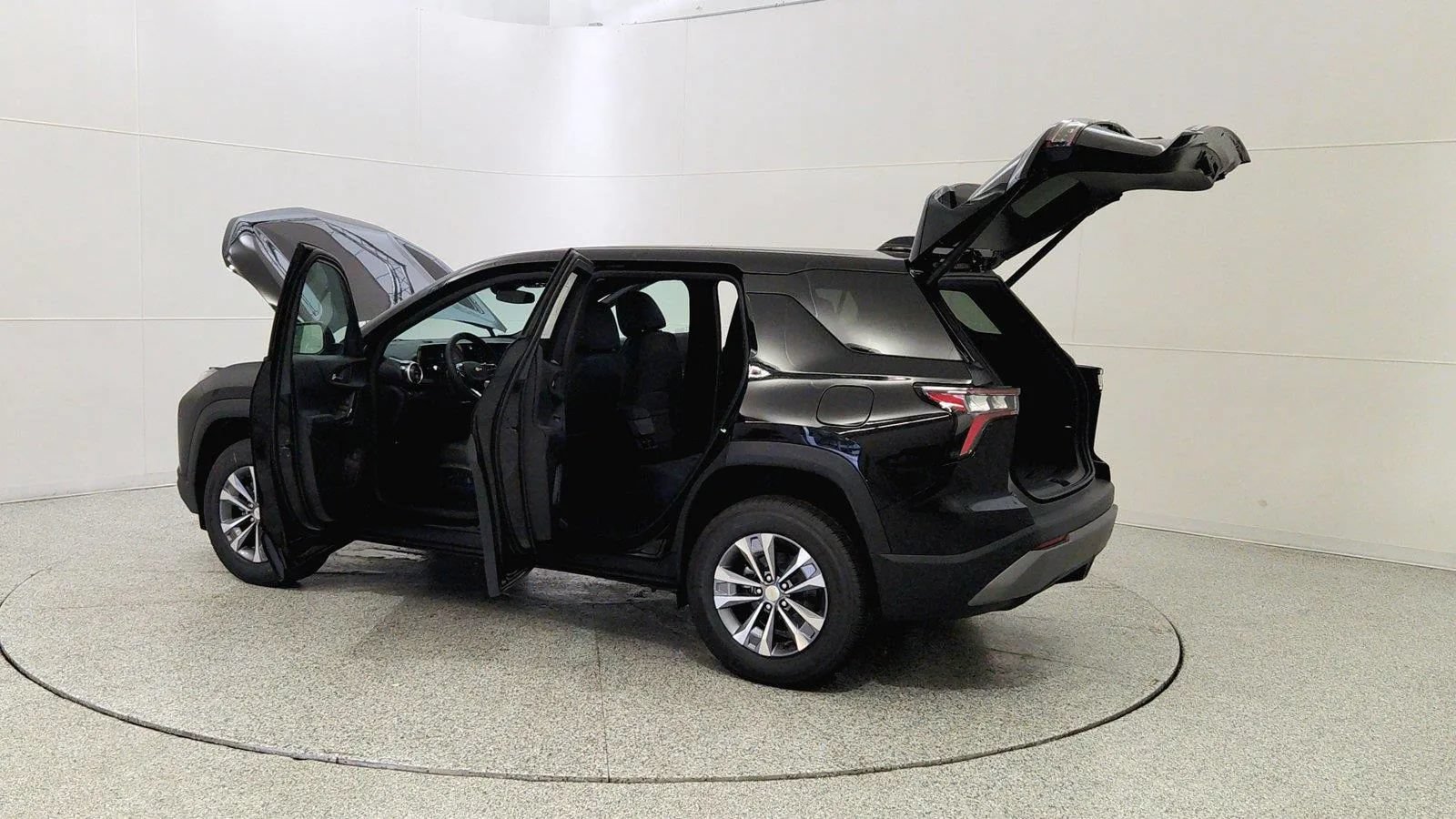 Used 2026 Chevrolet Equinox LT w/ Convenience Package II FWD image 11
