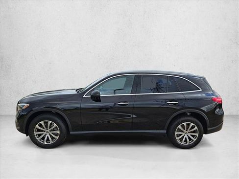 Certified 2026 Mercedes-Benz GLC 300 image 9