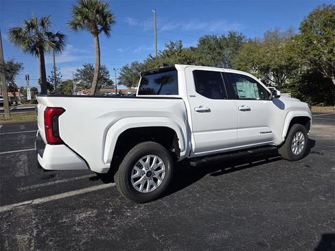 New 2026 Toyota Tacoma SR5 image 11