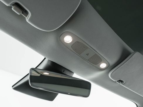 Used 2020 Tesla Model 3 Standard Range Plus image 36