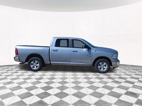 Used 2021 RAM 1500 Classic SLT image 7
