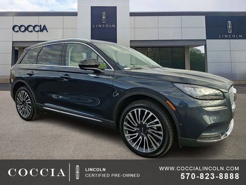 Certified 2022 Lincoln Corsair Reserve w/ Equipment Group 201A image 3