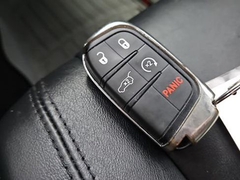 Used 2019 Dodge Durango GT AWD/4WD image 21