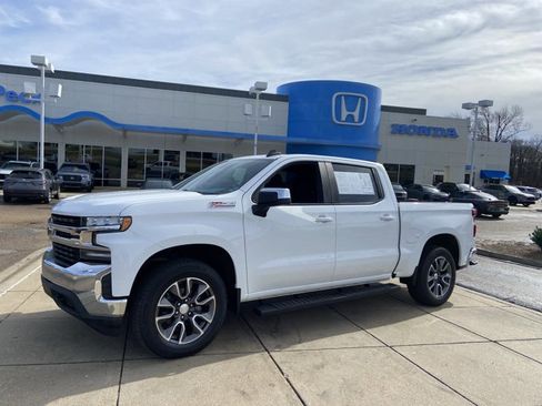 Used 2020 Chevrolet Silverado 1500 LT w/ All-Star Edition image 5