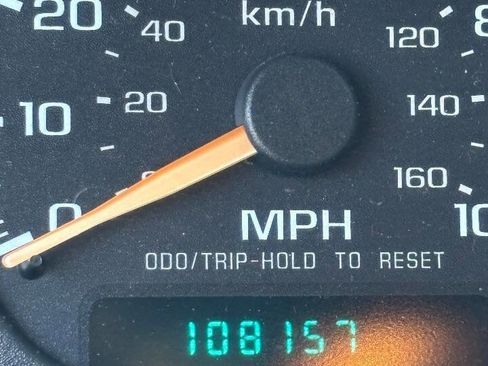 Used 2003 Chevrolet S10 Pickup LS image 24