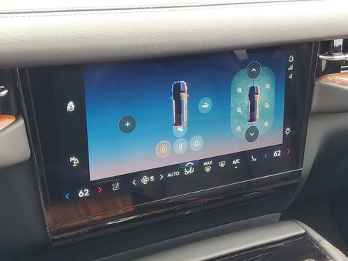 New 2026 Lincoln Navigator Black Label image 24